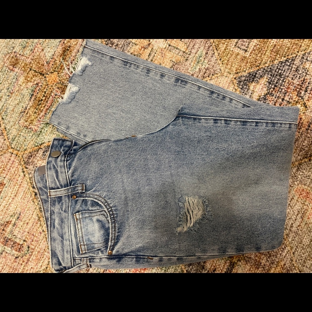 Joe’s mid rise straight ankle jeans